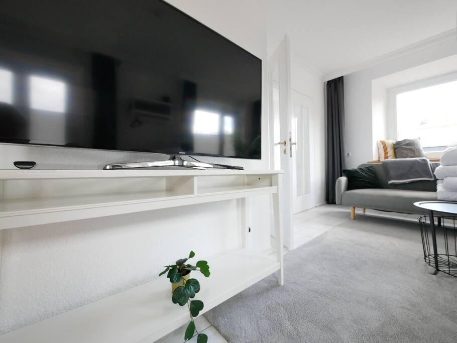 Ferienwohnung 110 M2, Dachterrasse, Kueche, Zentral, Ruhige Lage Paderborn Exterior foto