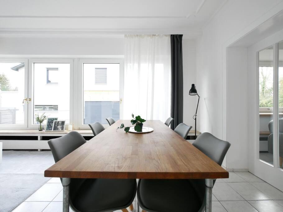 Ferienwohnung 110 M2, Dachterrasse, Kueche, Zentral, Ruhige Lage Paderborn Exterior foto