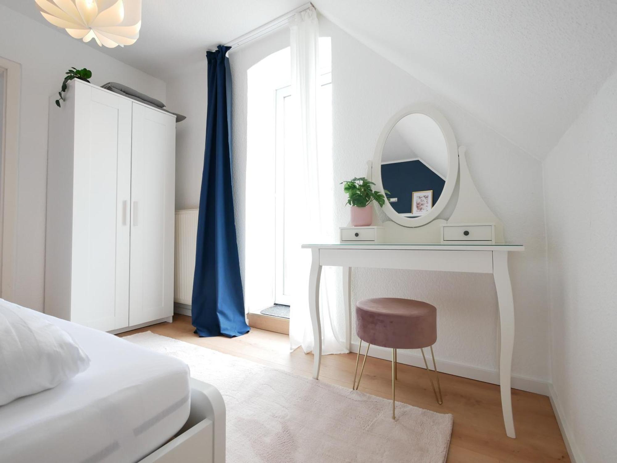 Ferienwohnung 110 M2, Dachterrasse, Kueche, Zentral, Ruhige Lage Paderborn Exterior foto